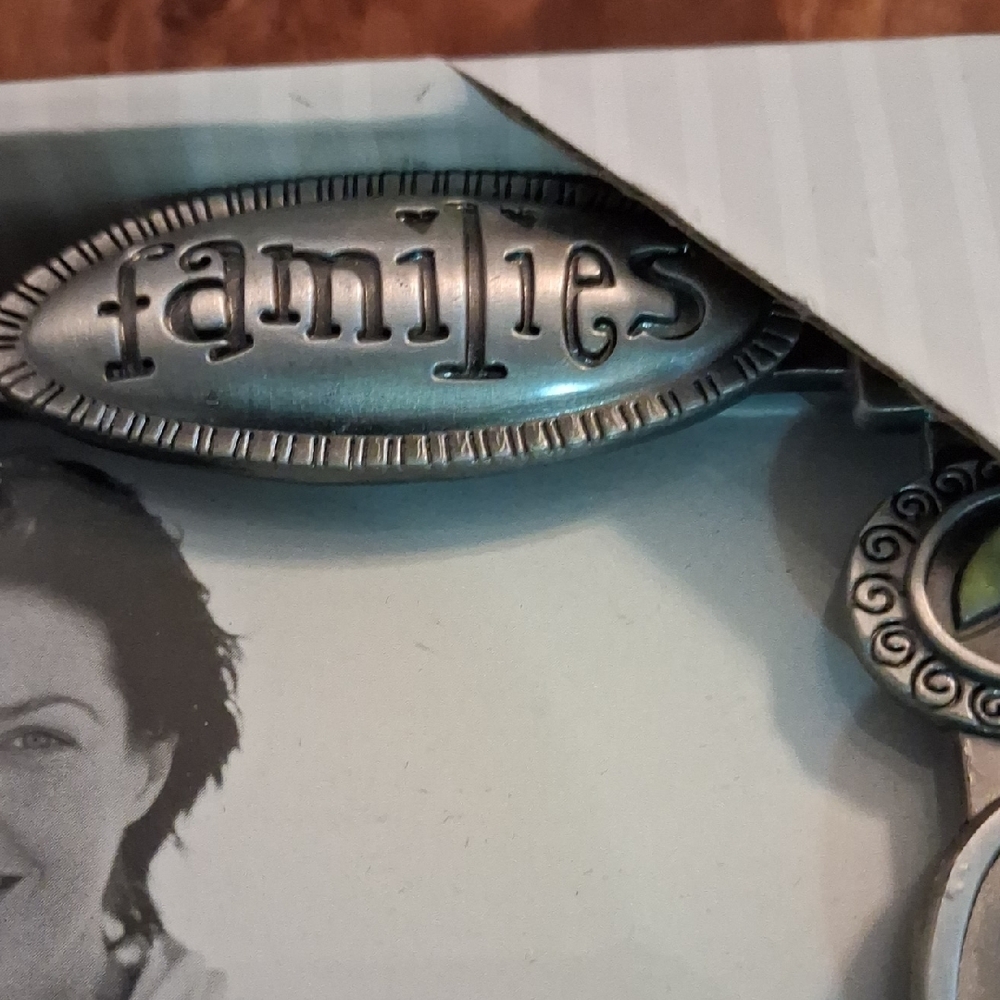 Decorative Family Frame - Picture 2 of 5